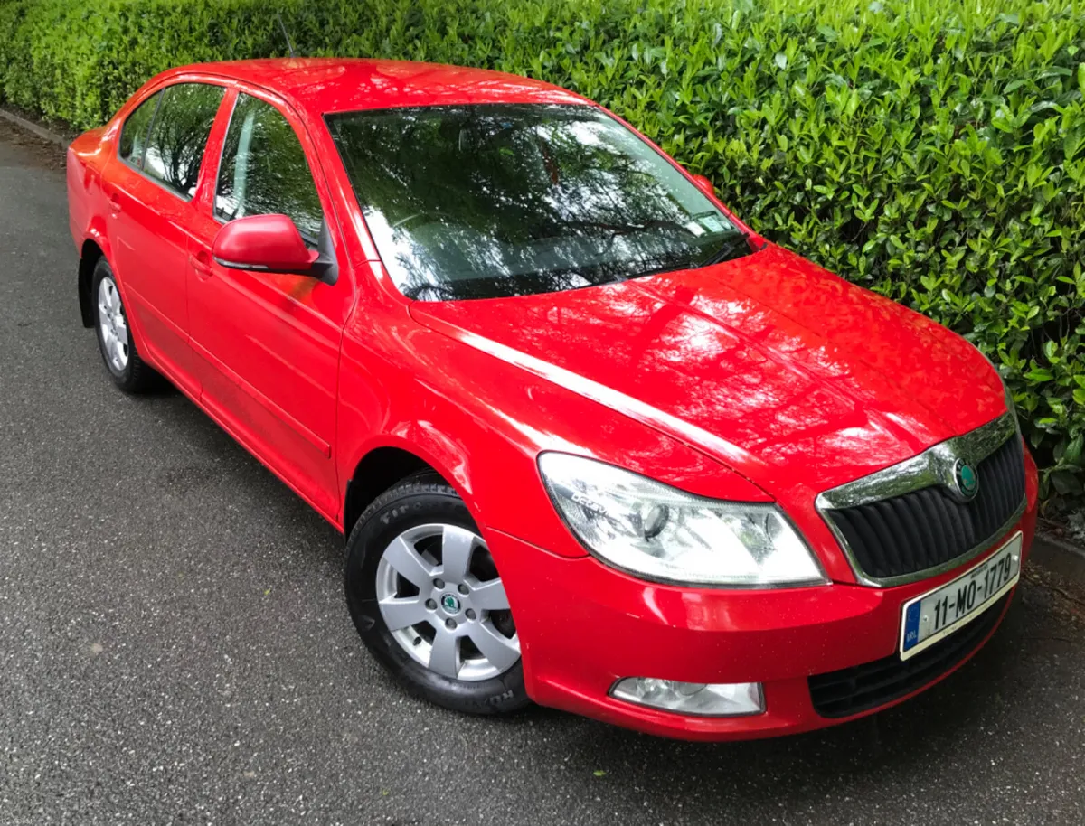 Skoda Octavia 1.6 CR TDI ELEGANCE - Image 4