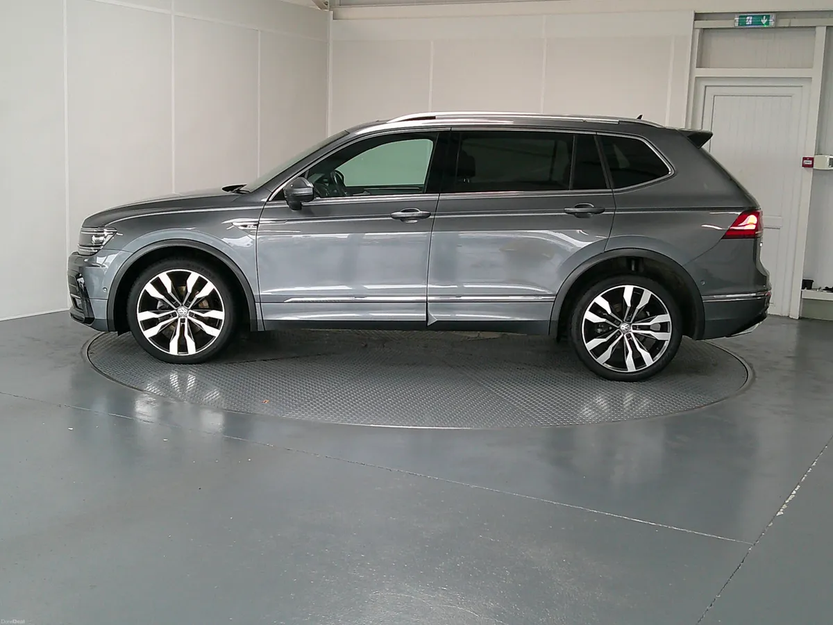 2020 Volkswagen Tiguan All Space R-Line - Image 4