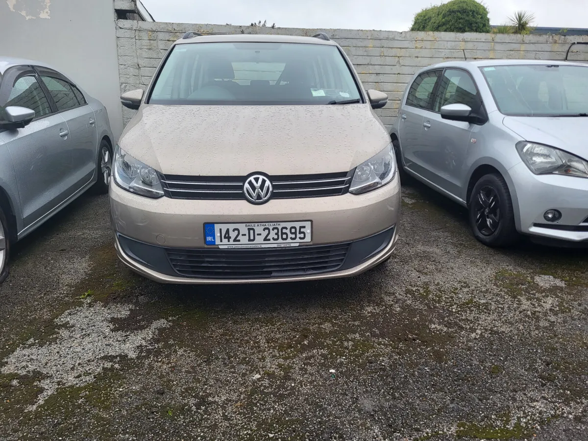 Volkswagen Touran 2014 - Image 1