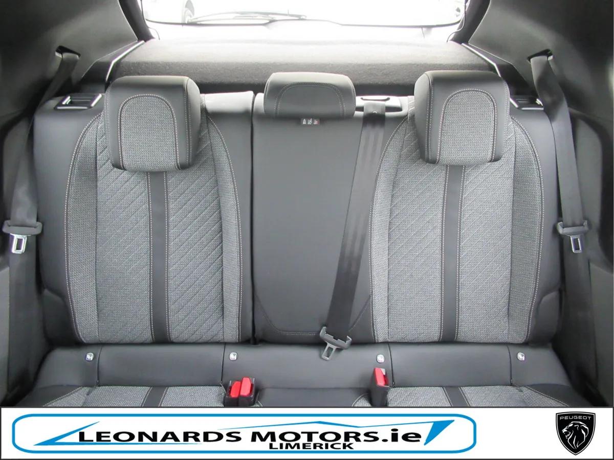 New Peugeot e2008 Allure 54kWh 156bhp - Image 6