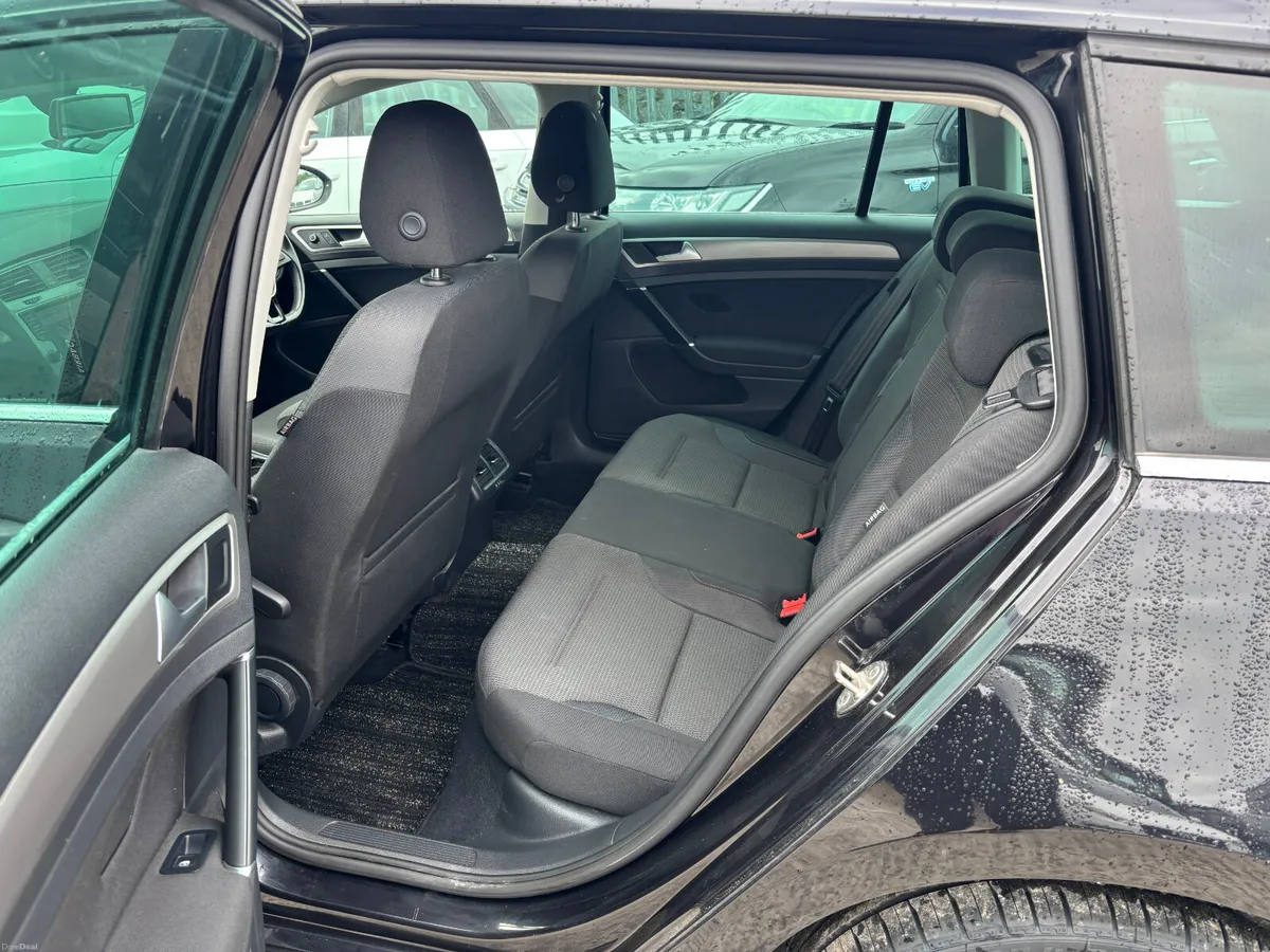 Volkswagen Golf Estate 2016 - Image 4