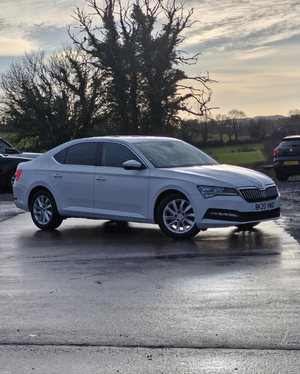 2020 Skoda Superb 2.0 TDI 𝗖𝗥 𝗦𝗘 𝗧𝗲𝗰𝗵 - Image 3