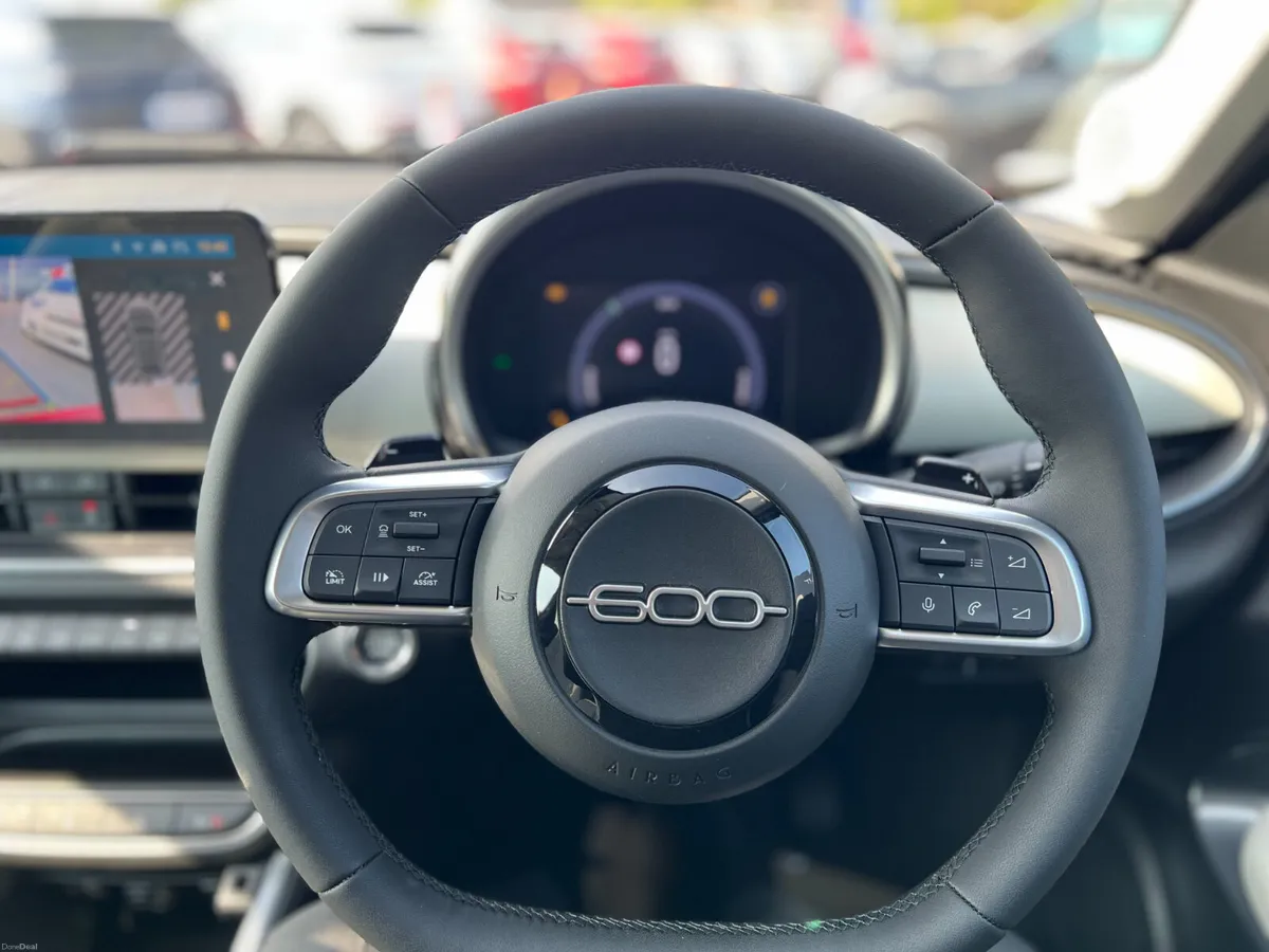 Fiat Hybrid 600 La Prima 1.2 100HP - Image 2