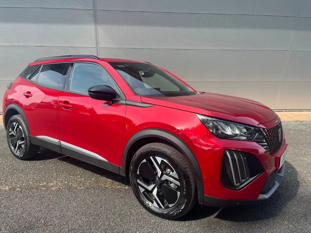 Peugeot 2008 Allure 1.2 Hybrid 136 - Image 5