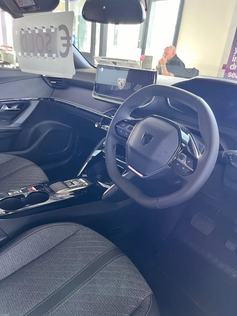 New Peugeot E- 2008 (Electric 54 Kwh 156 BHP Auto) - Image 4