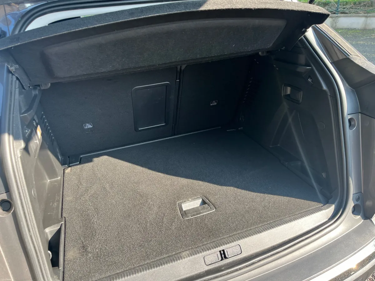 Peugeot 3008 2022 - Image 4