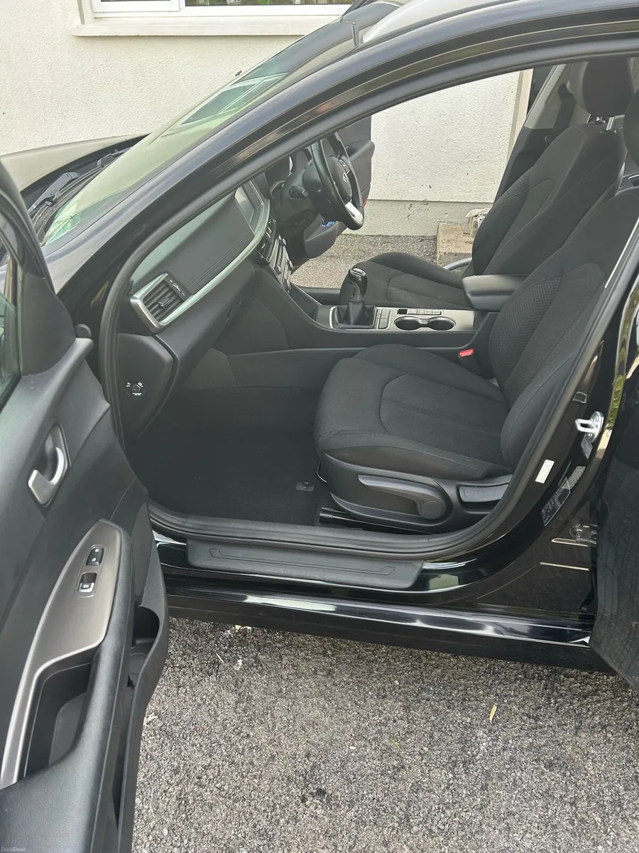 192 Kia Optima Estate 1.6 D €14250 - Image 6