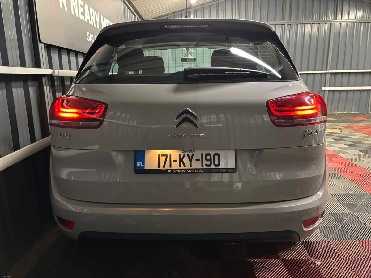 2017 Citroen C4 1.6 Diesel Manual - Image 2