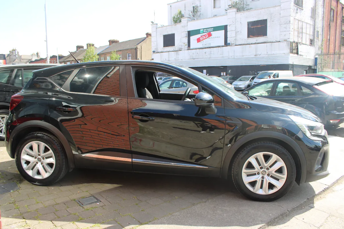 RENAULT CAPTUR 1.5 DCI COMMERCIAL 2021 - Image 3