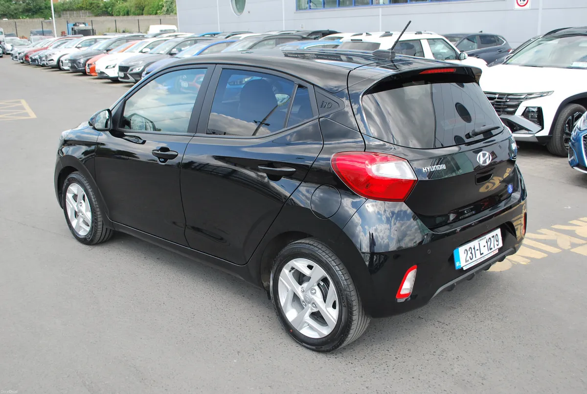 Hyundai i10 2023 - Image 3