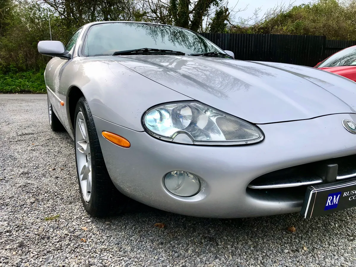 Jaguar XK8 4.0 (NEW NCT) - Image 4
