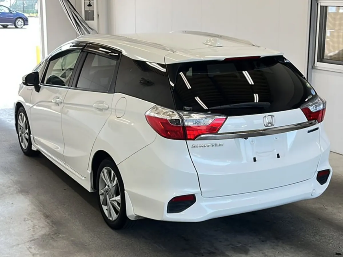 2016 Honda Shuttle - Image 4