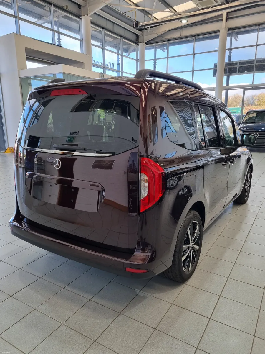 Mercedes-Benz T-Class 180 PROGRESSIVE - Image 2