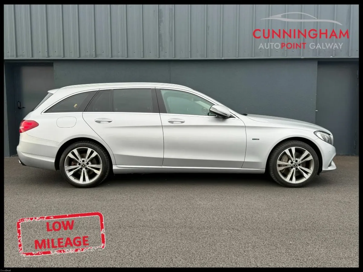 Mercedes-Benz C-Class C350e Avantgarde Premium Est - Image 3