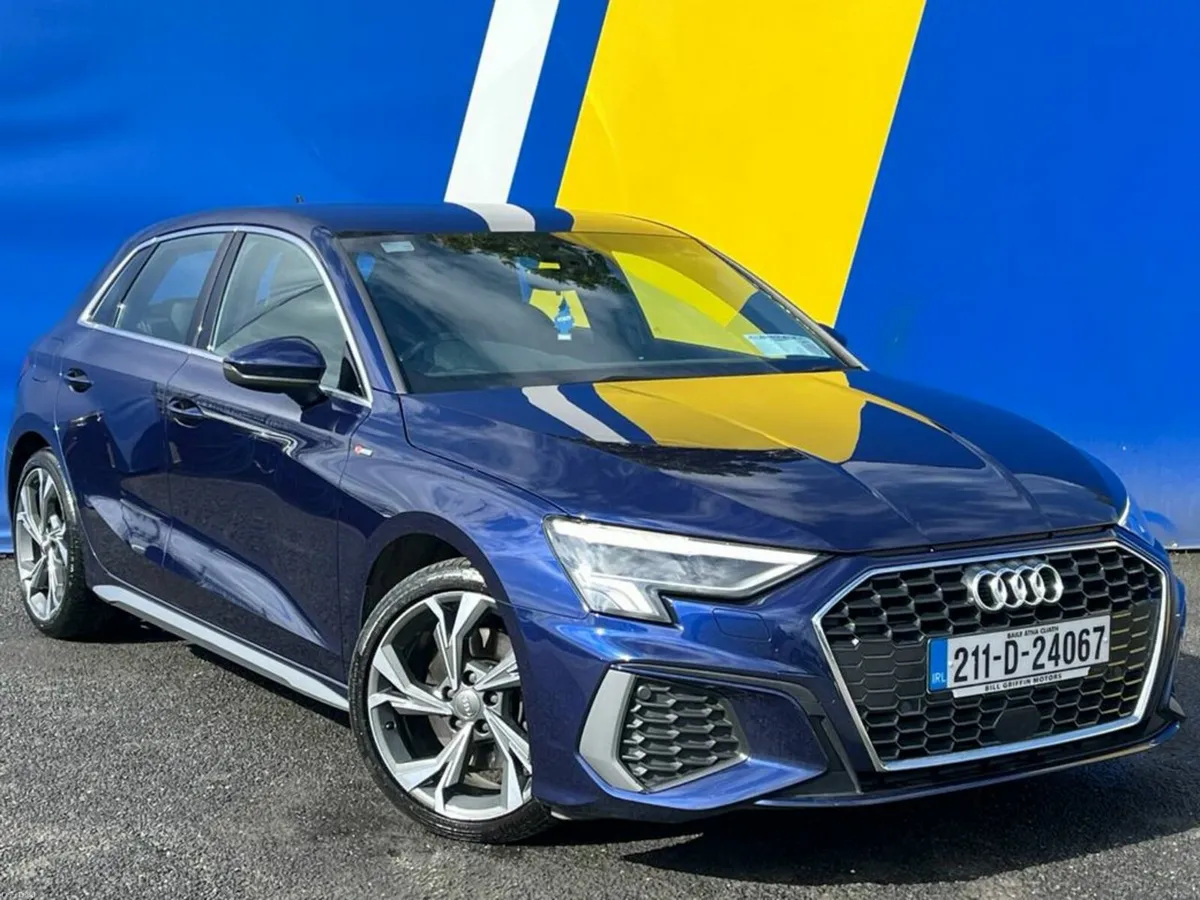 Audi A3 SPORTBACK 30 TDI S-LINE // APPLE CARPLAY / - Image 1