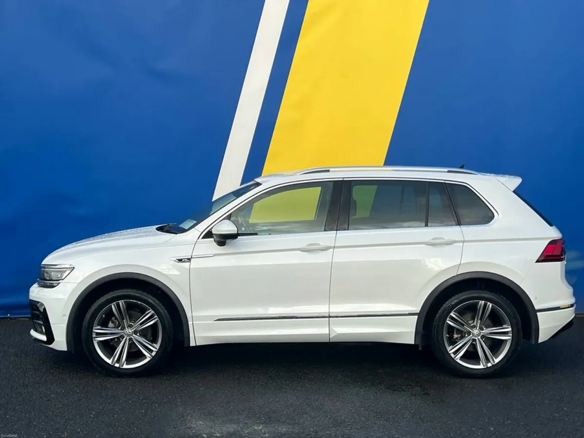 Volkswagen Tiguan R-LINE 1.4 TSI AUTO // 4 HEATED - Image 4