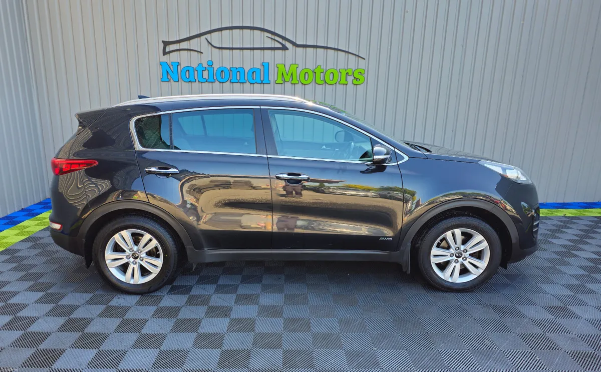 2017 Kia Sportage Platinum 2.0 4WD - Image 2
