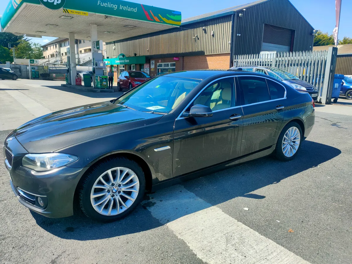 BMW 5-Series 2016 manual - Image 4