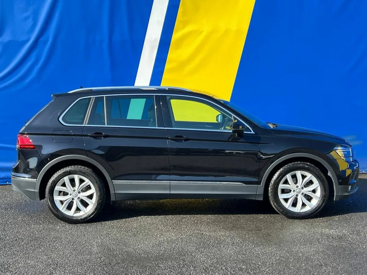 Volkswagen Tiguan HIGHLINE 1.4 TSI AUTO // 4 HEATE - Image 2