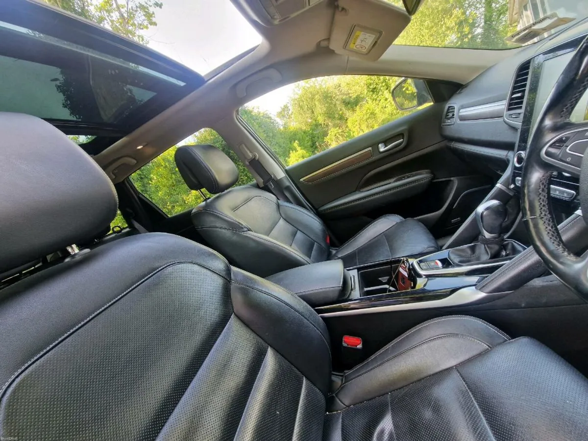 RENAULT KOLEOS AUTOMATIC 4X4 2017 - Image 2