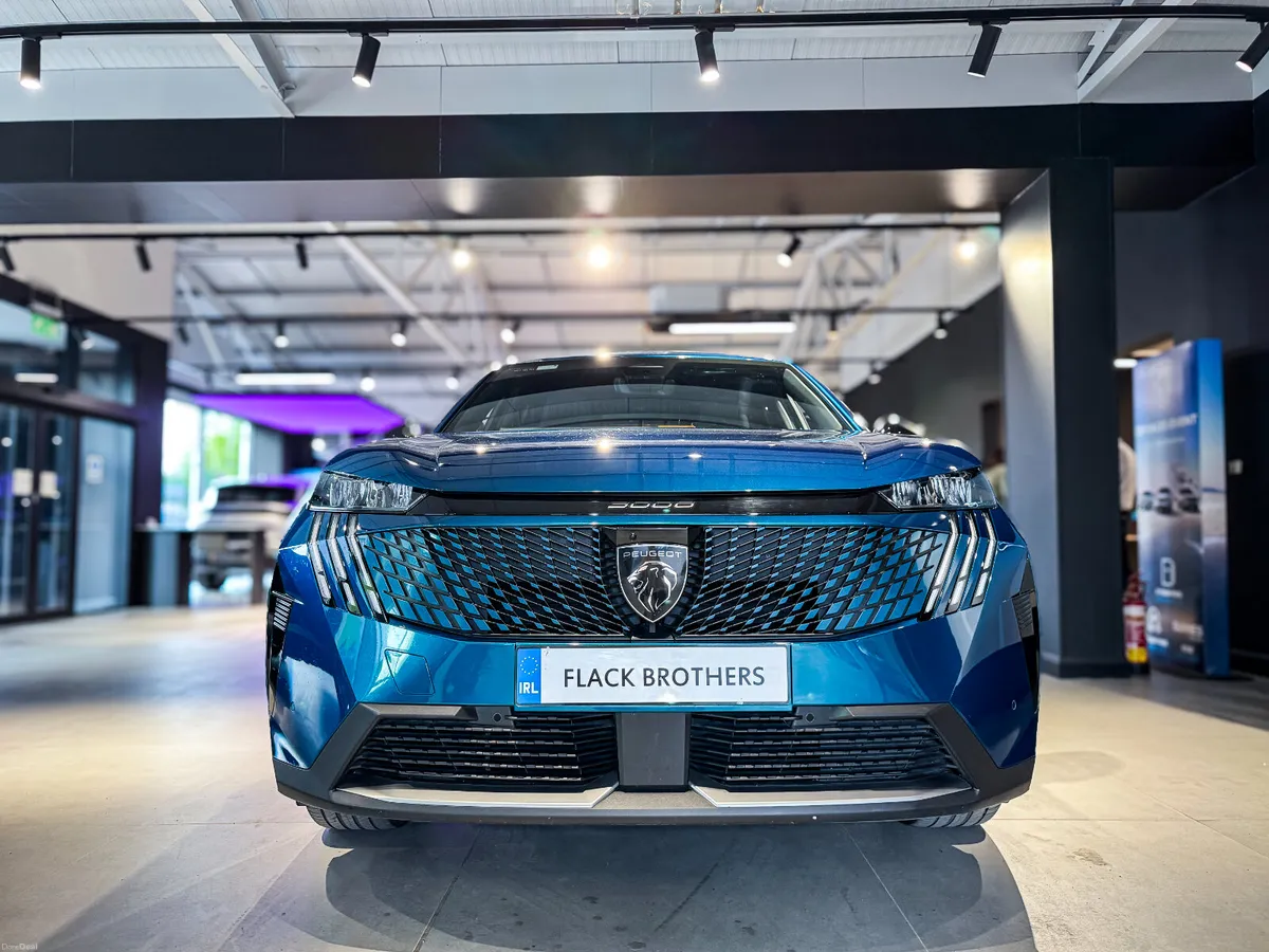 2024 Peugeot 3008 Allure 1.2 MHEV PureTech 136bhp - Image 3