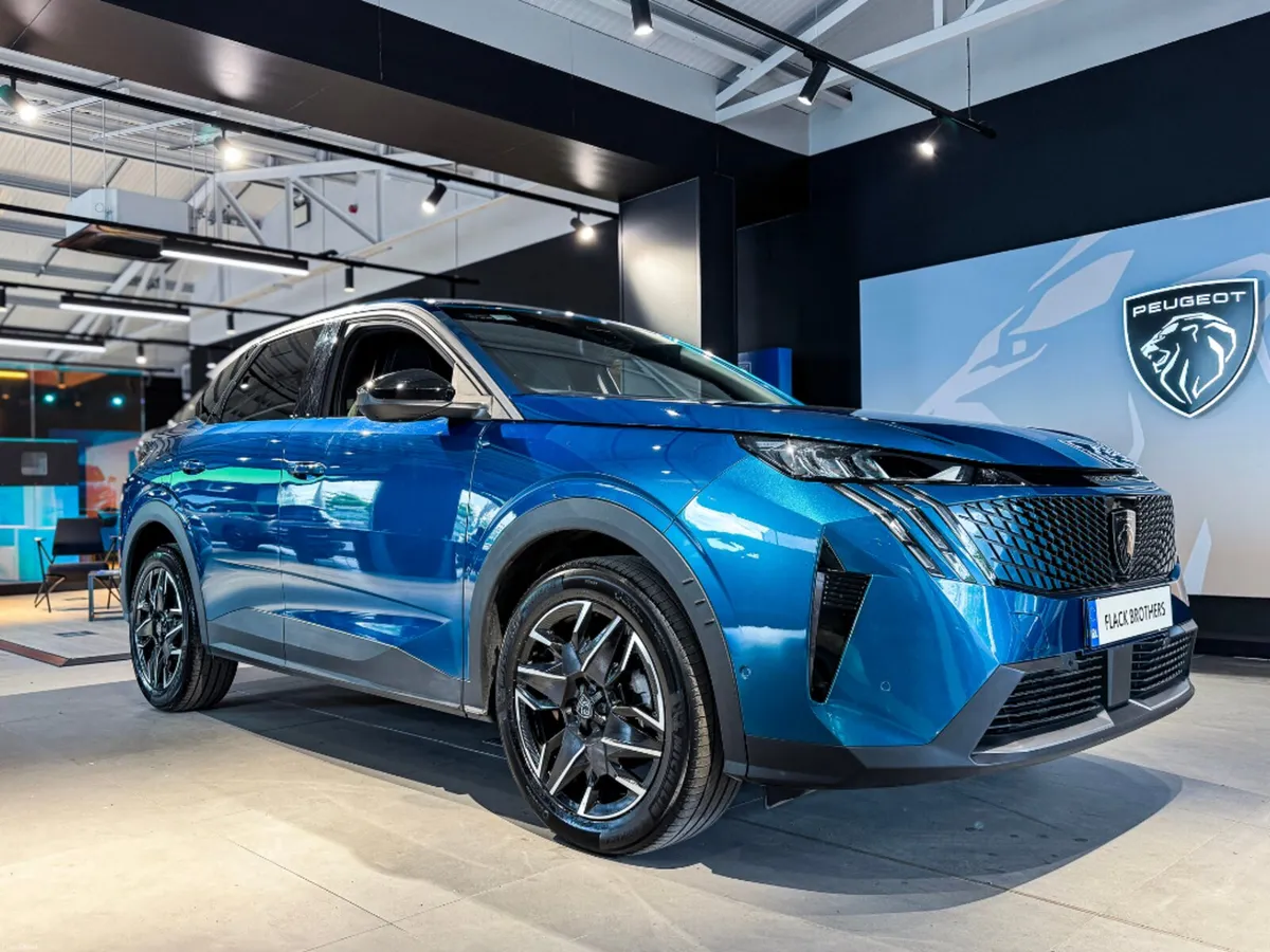 2024 Peugeot 3008 Allure 1.2 MHEV PureTech 136bhp - Image 1