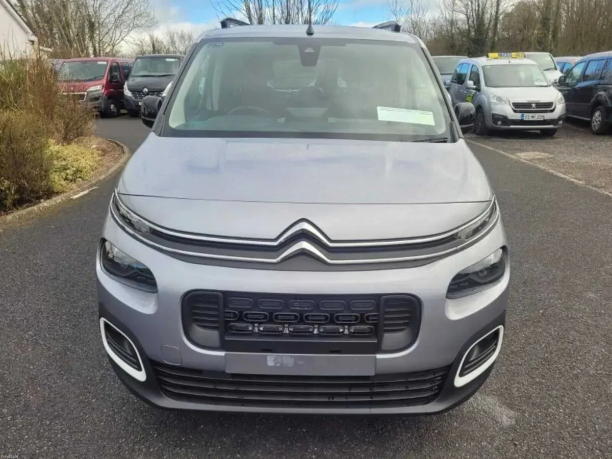Wheelchair Accessible LWB Citroen Berlingo - Image 3