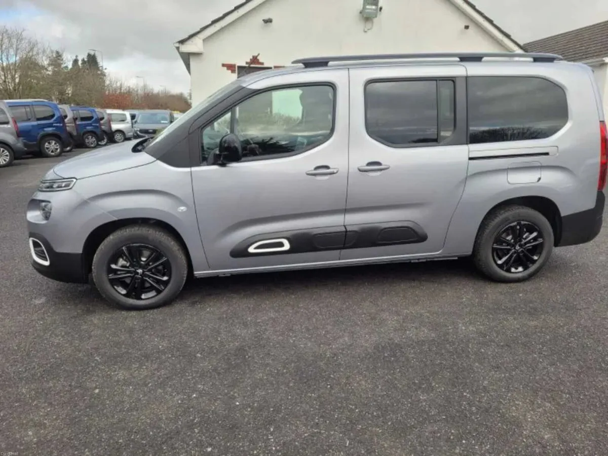 Wheelchair Accessible LWB Citroen Berlingo - Image 4