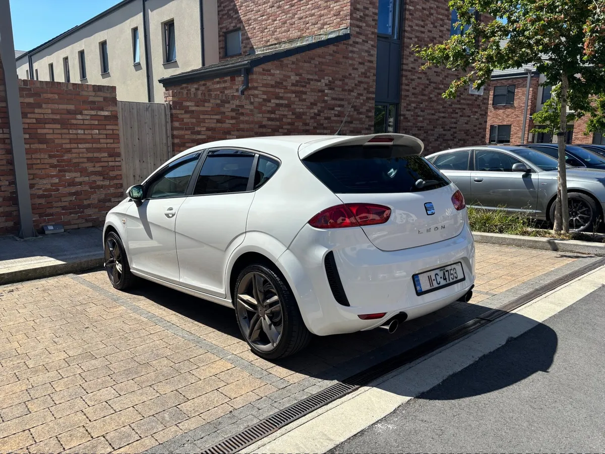 SEAT Leon 2011 - Image 4