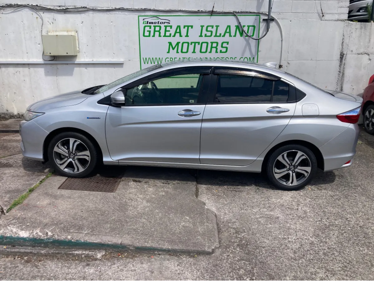 Honda Grace 1.5i Petrol Hybrid EX Model Automatic - Image 4