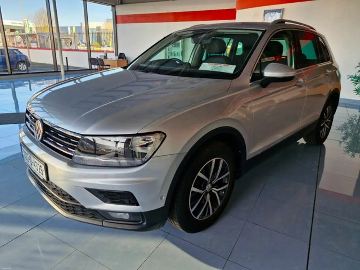 Volkswagen Tiguan COMFORTLINE 1.5 TSI MANUAL 6SPEE - Image 4