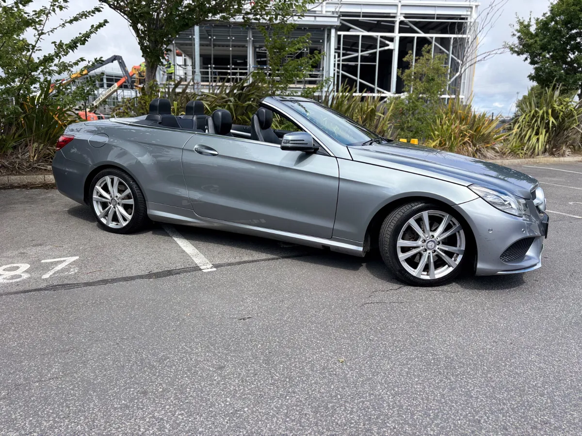 141 Mercedes-Benz E-Class E220 CDI Cabrio  ~ Sport - Image 4