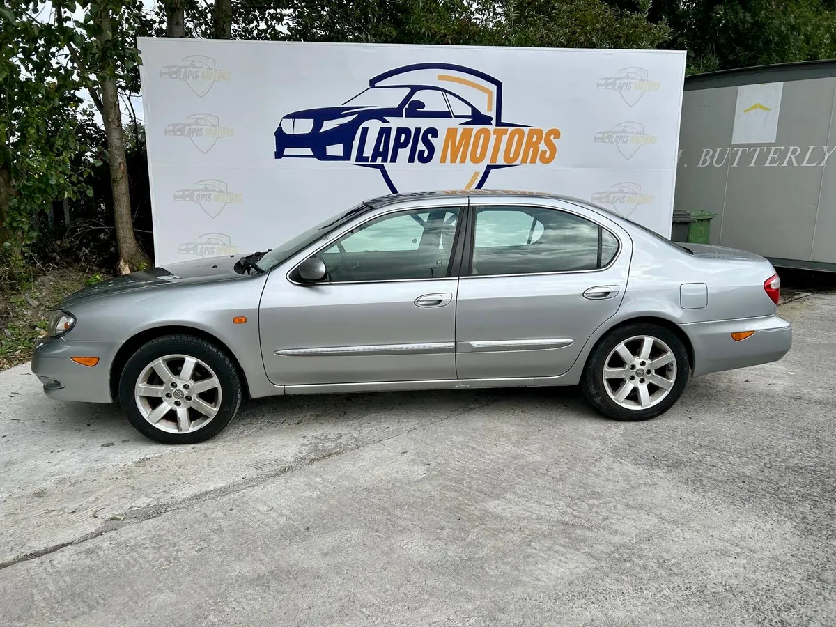 Nissan Maxima 2004 Automatic low miles - Image 4