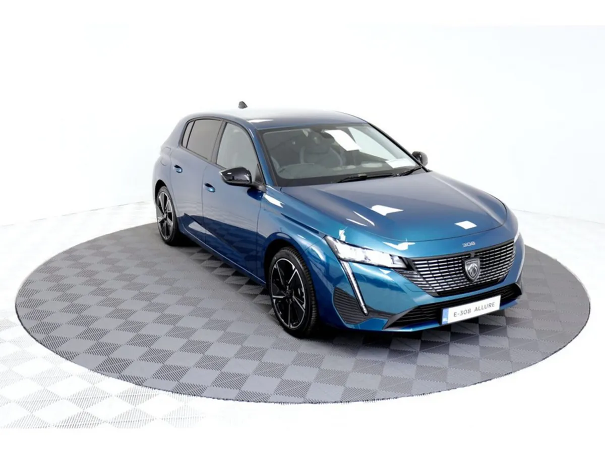 Peugeot 308 E-Allure 54kWh Auto 156HP - Image 1