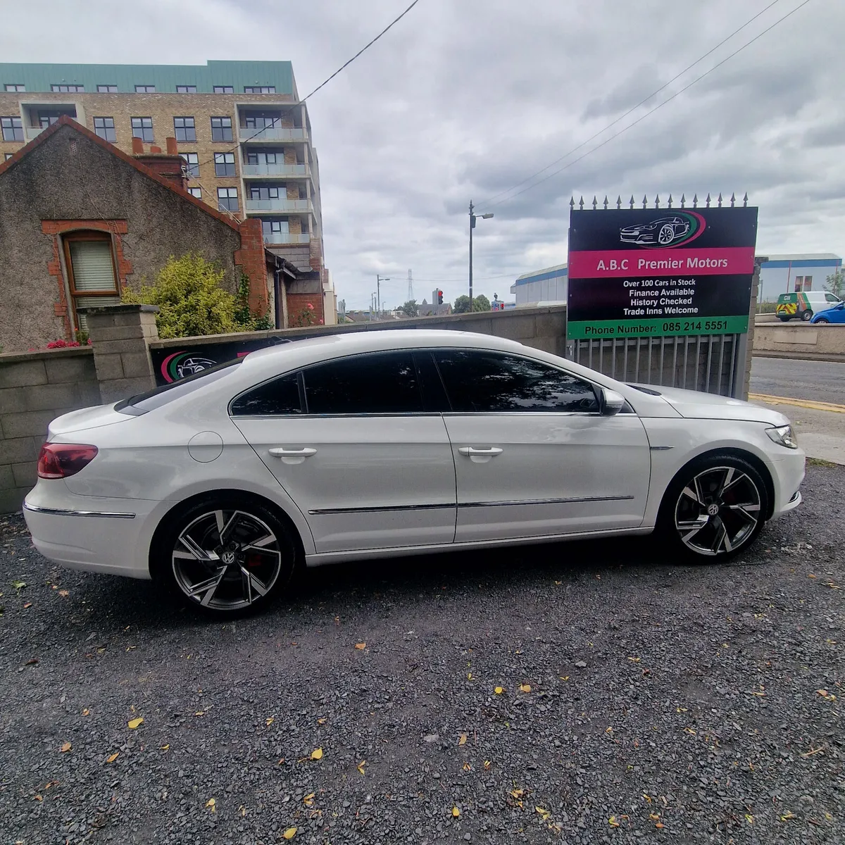 Volkswagen CC 2014 2.0 Tdi 140Bhp - Image 2