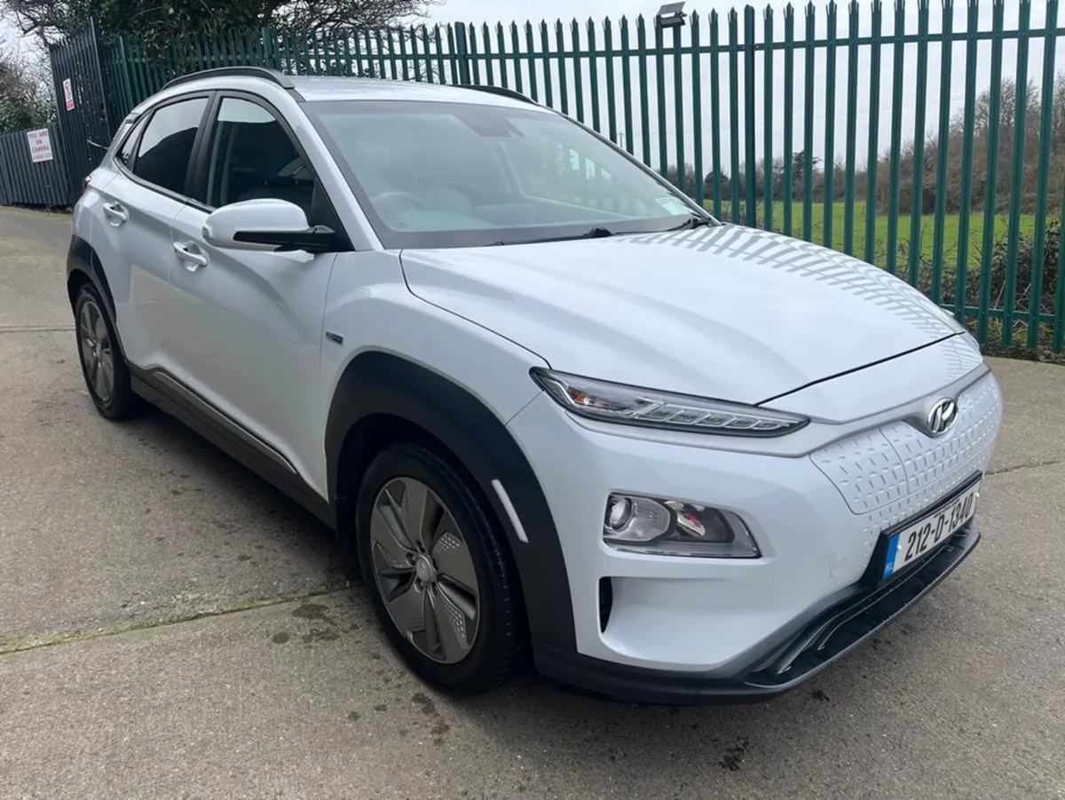 Hyundai KONA KAUAI EV PREMIUM 5DR AUTO ! AS NEW! - Image 2