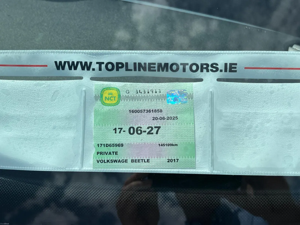 Volkswagen Beetle ==STUNNING CAR//1.2TSI//AUTO//NE - Image 4