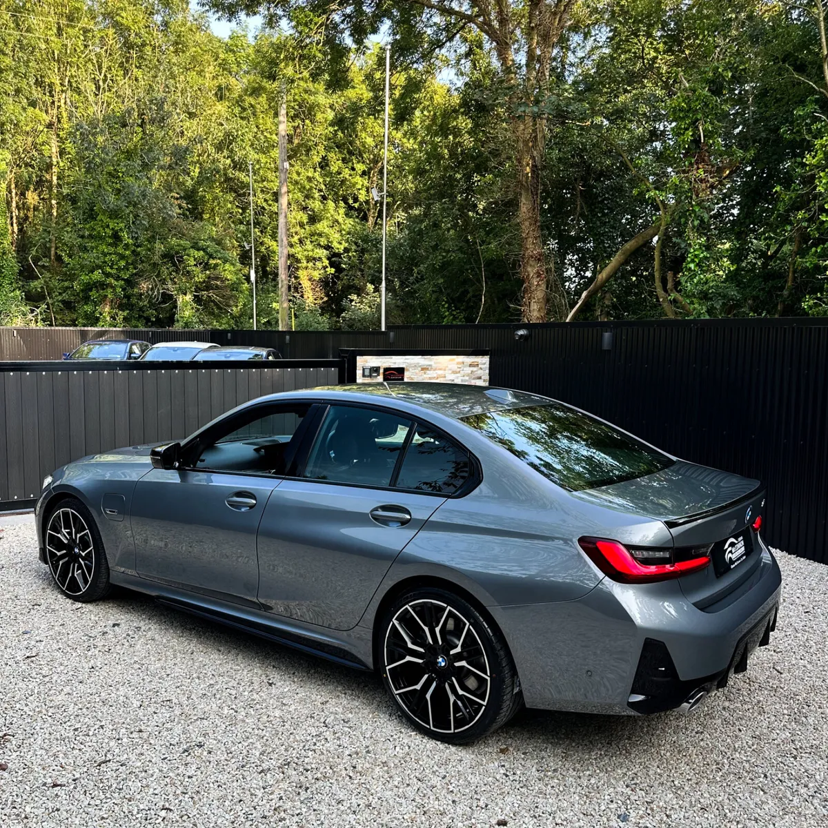 DEPOSIT TAKEN 2022 (222) BMW 330e M-SPORT LCI 290B - Image 4