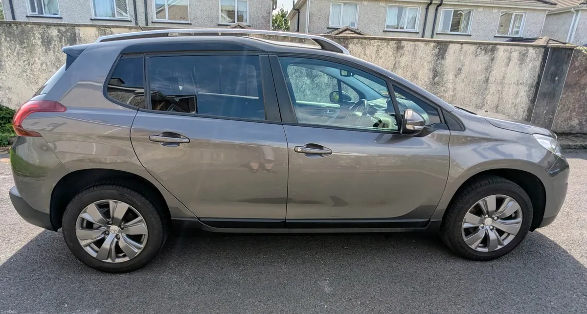 2017 Peugeot 2008 - Image 2