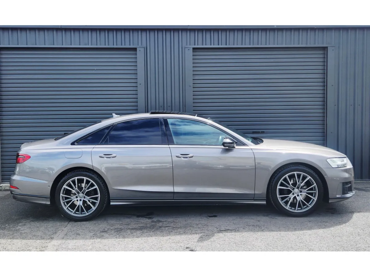 Audi A8 50 TDI S LINE BLACK EDITION QUATTRO - Image 5