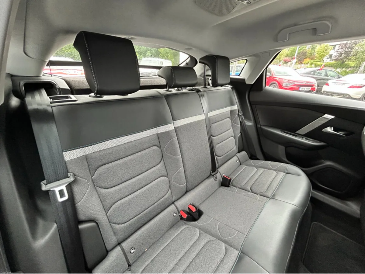 Citroen C4 YOU! PURETECH 100 MY42 - Image 3