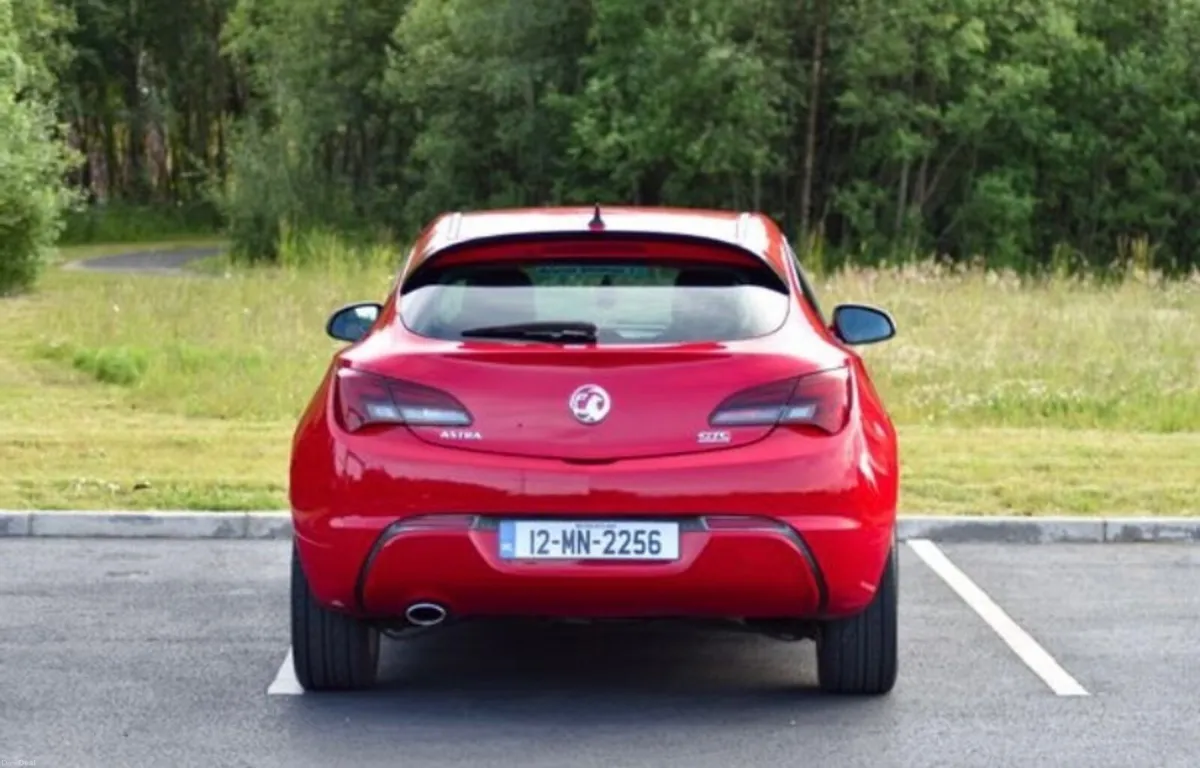 2012 Vauxhall Astra GTC SRi Sport 1.4L Turbo S/S - Image 4