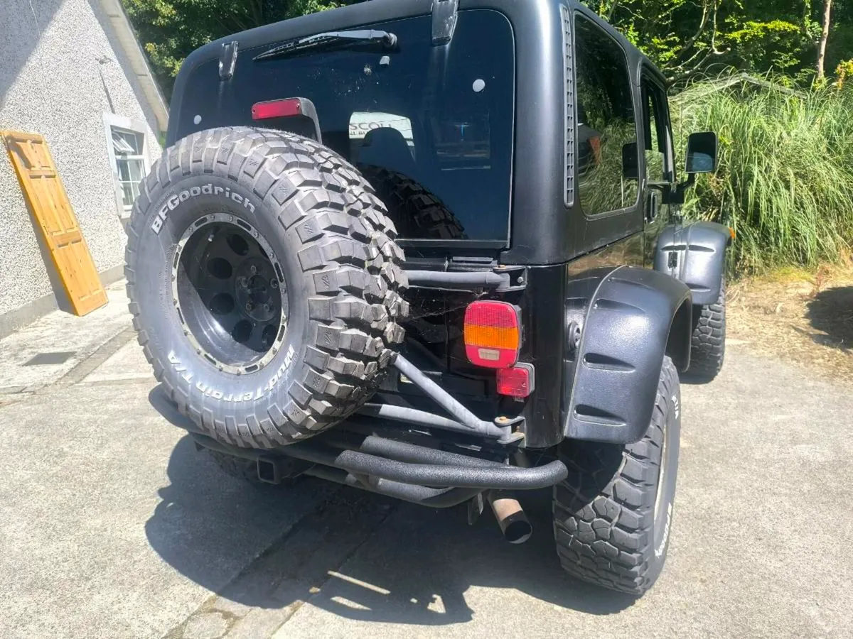 Jeep wrangler 2TJ Gas powered - Image 3