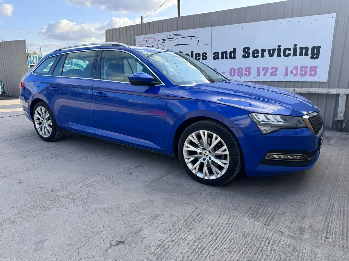 211 Skoda Superb 2.0TDI DSG AUTO STYLE - Image 1