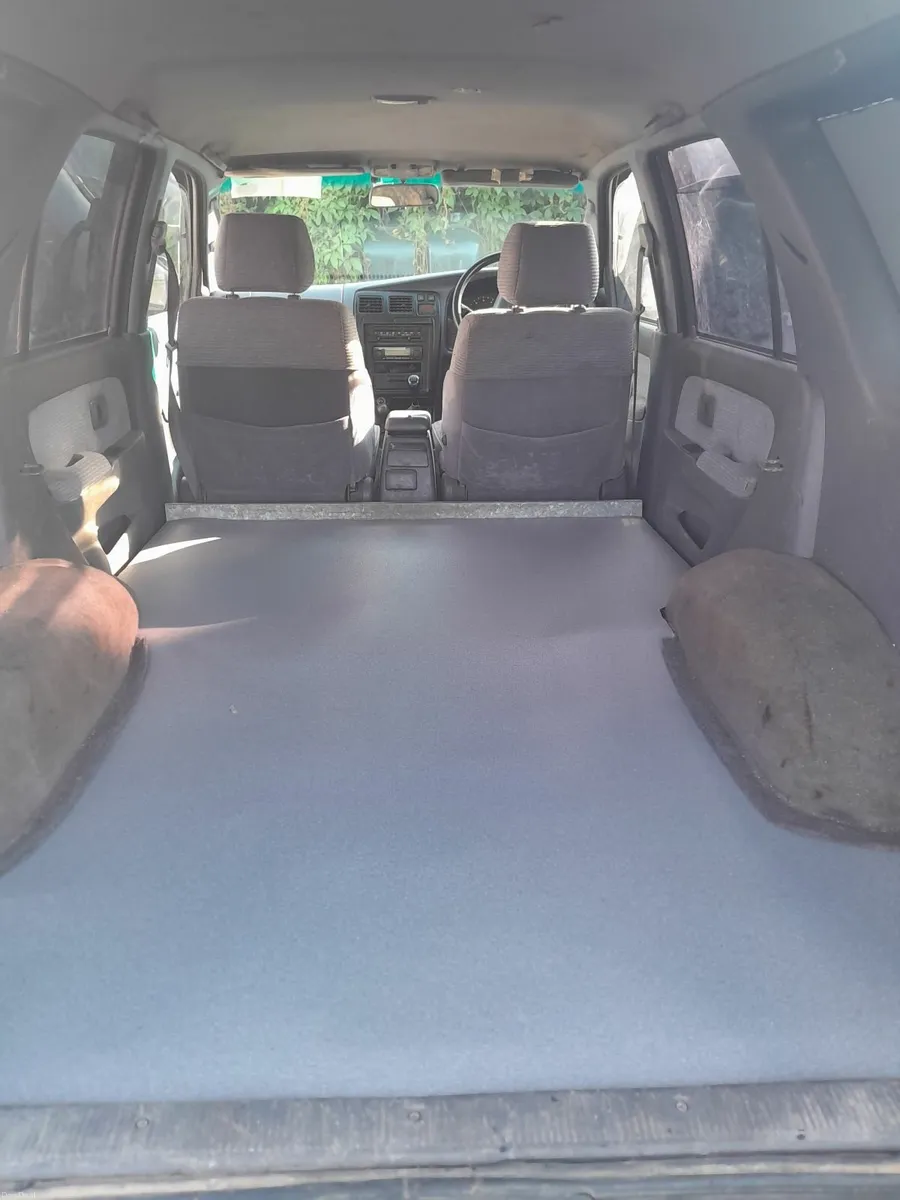 Toyota hilux surf commercial - Image 4