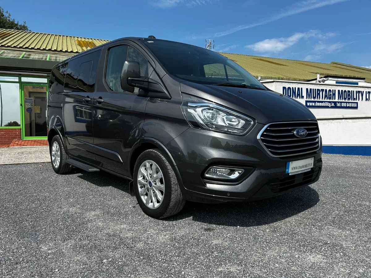 Wheelchair Car Ford Custom - Image 1