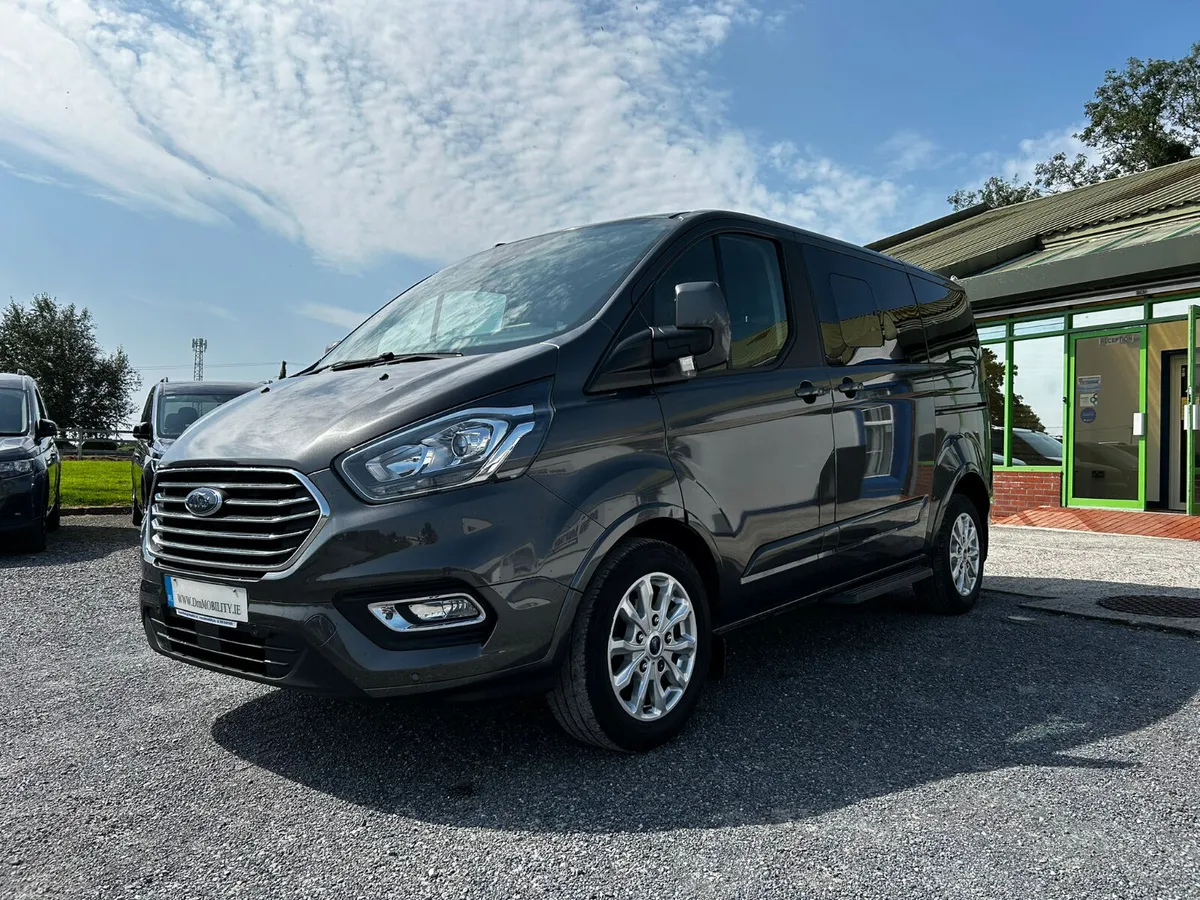 Wheelchair Car Ford Custom - Image 3