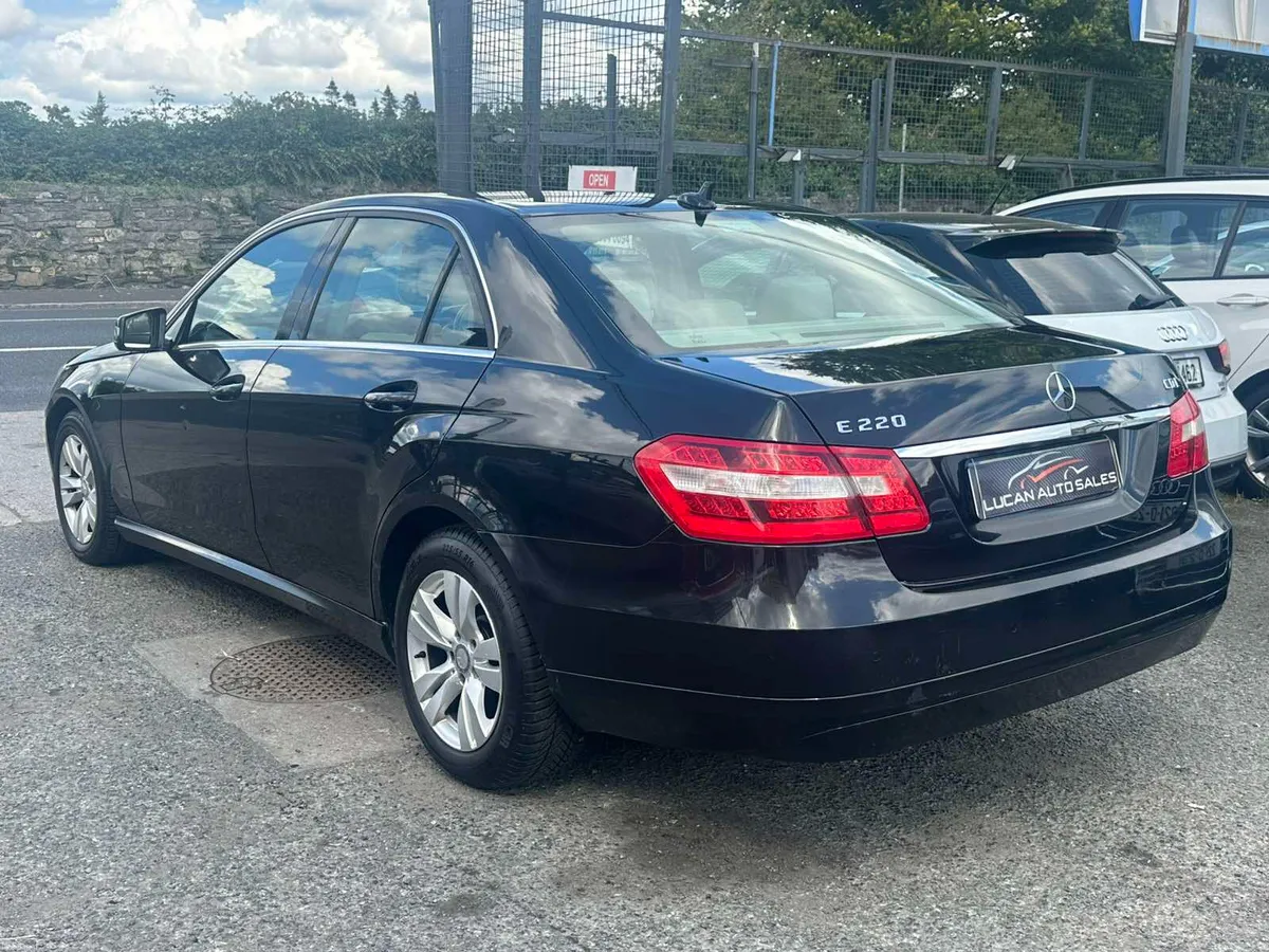 2013 E-Class AUTOMATIC - Image 4