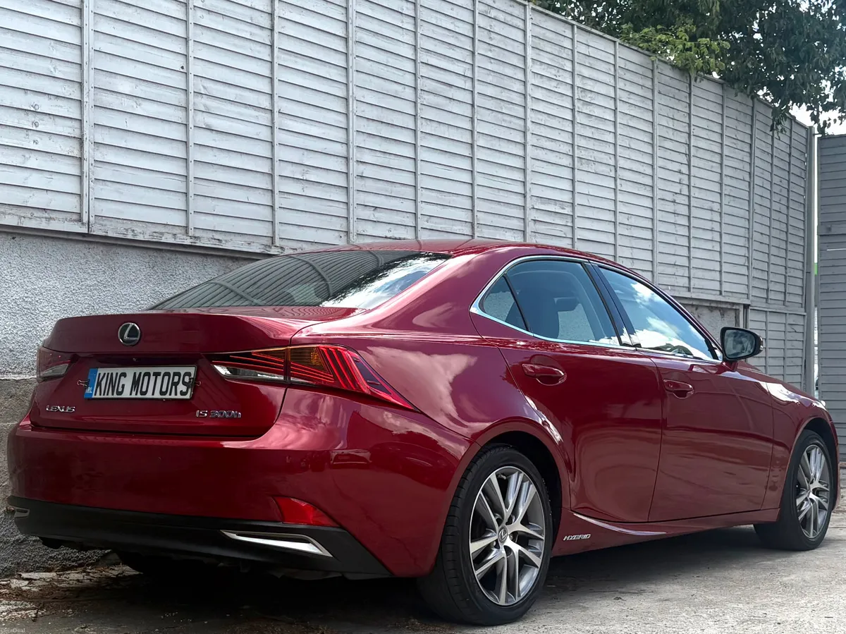 Lexus IS 300h / LEATHER / SUNROOF - Image 3