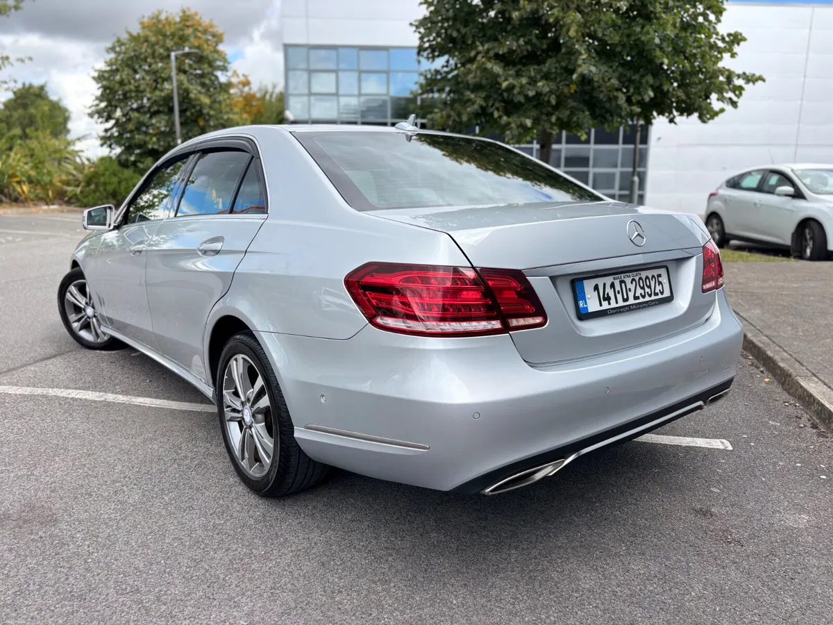 141 Mercedes-Benz E-Class E220D ~ Avantgarde ~ - Image 4